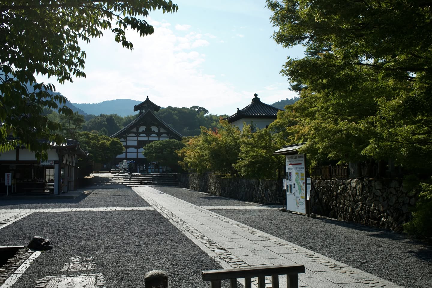 Tatsuya Dejima Official Site